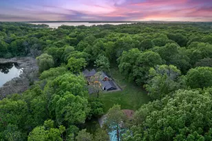 18150 Shavers Ln, Wayzata, MN 55391 - Photo 9