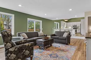 11877 Cottonwood St NW, Coon Rapids, MN 55448 - Photo 19