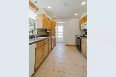 3653 Lee Avenue N, Robbinsdale, MN 55422 - Photo 11