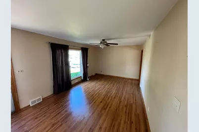782 Howard Street N, Saint Paul, MN 55119 - Photo 13