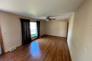 782 Howard St N, Saint Paul, MN 55119 - Photo 13