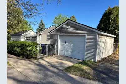782 Howard Street N, Saint Paul, MN 55119 - Photo 9