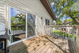 1096 Churchill Pl, Shoreview, MN 55126 - Photo 45