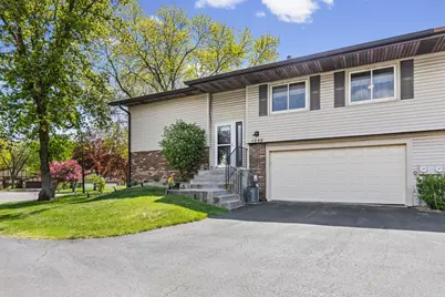1096 Churchill Place, Shoreview, MN 55126 - Photo 3