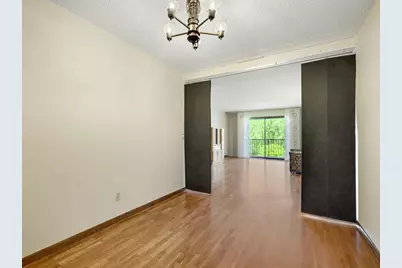 2455 Londin Lane E #322, Maplewood, MN 55119 - Photo 11