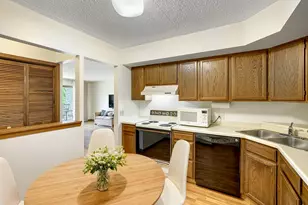 2455 Londin Ln E, Maplewood, MN 55119 - Photo 7