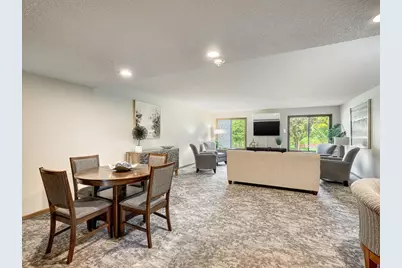 2455 Londin Lane E #322, Maplewood, MN 55119 - Photo 15