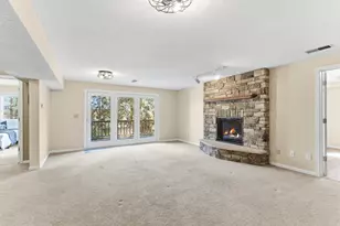 685 Valley View Ct, Shoreview, MN 55126 - Photo 49