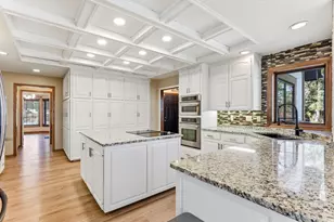 685 Valley View Ct, Shoreview, MN 55126 - Photo 21