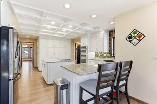 685 Valley View Ct, Shoreview, MN 55126 - Photo 23