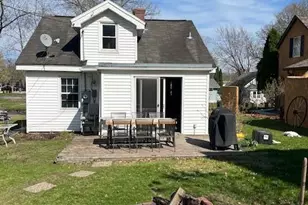 178 6th St N, Bayport, MN 55003 - Photo 9