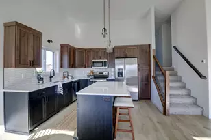 6826 Selkirk Dr S, Fargo, ND 58104 - Photo 15