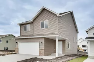 6826 Selkirk Dr S, Fargo, ND 58104 - Photo 27