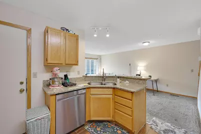 2270 Ranchview Lane N #39, Plymouth, MN 55447 - Photo 17