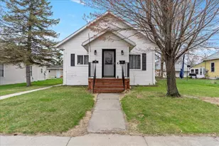 708 Wisconsin Ave SE, Staples, MN 56479 - Photo 1
