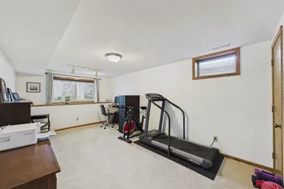 10358 Lee Drive, Eden Prairie, MN 55347 - Photo 21