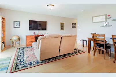 4290 Estate Drive S, Fargo, ND 58104 - Photo 5