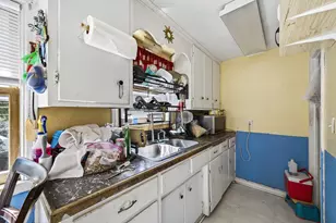 1562 Ivy Ave E, Saint Paul, MN 55106 - Photo 9