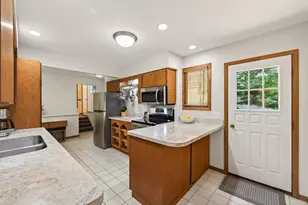4900 Larson Rd, Shoreview, MN 55126 - Photo 19
