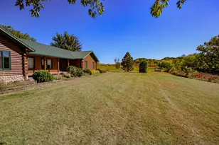 18100 Stockhousen Rd NW, Evansville, MN 56326 - Photo 17