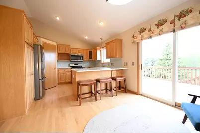20247 Lake Ridge Drive, Prior Lake, MN 55372 - Photo 9
