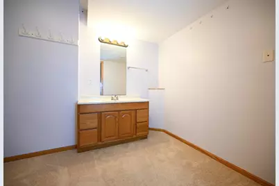 20247 Lake Ridge Drive, Prior Lake, MN 55372 - Photo 33