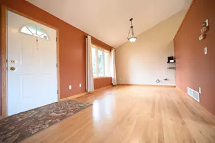 20247 Lake Ridge Dr, Prior Lake, MN 55372 - Photo 7