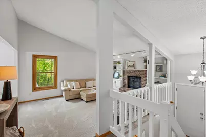 13916 York Avenue S, Burnsville, MN 55337 - Photo 7