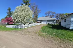 606 2nd St, Lucan, MN 56255 - Photo 33
