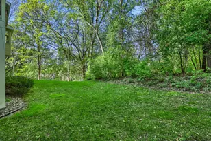 1598 Summit Shores Cir, Burnsville, MN 55306 - Photo 31