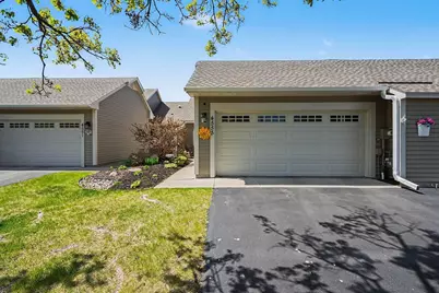4555 Niagara Lane N, Plymouth, MN 55446 - Photo 3