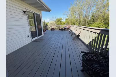 2334 Manuela Drive, Chaska, MN 55318 - Photo 31