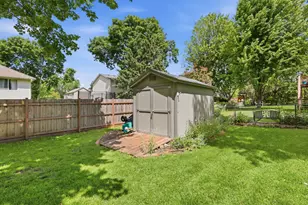 16491 Hutchinson Dr, Lakeville, MN 55044 - Photo 41