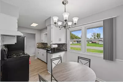 6407 Major Avenue N, Brooklyn Center, MN 55429 - Photo 7