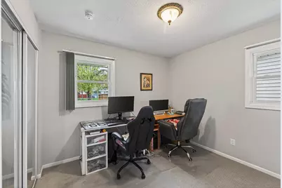6407 Major Avenue N, Brooklyn Center, MN 55429 - Photo 17