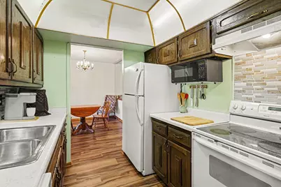 2700 Oxford Street N #154, Roseville, MN 55113 - Photo 5
