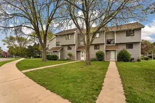 40 Elton Ridge Ct NW, Rochester, MN 55901 - Photo 25