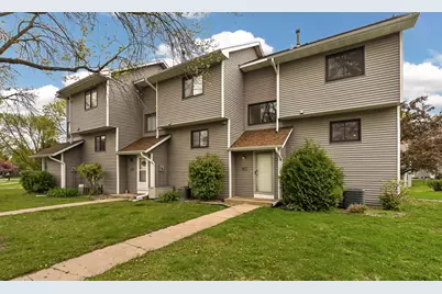 40 Elton Ridge Court NW, Rochester, MN 55901 - Photo 1