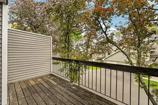 40 Elton Ridge Ct NW, Rochester, MN 55901 - Photo 7