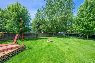 16620 N Hillcrest Ct, Eden Prairie, MN 55346 - Photo 15