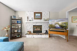 16620 N Hillcrest Ct, Eden Prairie, MN 55346 - Photo 7