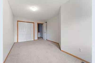 2340 Eagle Trace Lane, Woodbury, MN 55129 - Photo 9
