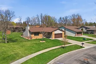 1619 38th Ave S, Fargo, ND 58104 - Photo 41
