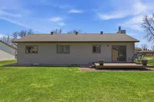 1619 38th Ave S, Fargo, ND 58104 - Photo 39