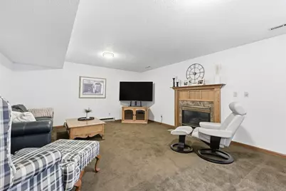 1619 38th Avenue S, Fargo, ND 58104 - Photo 25