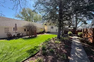 209 E 5th St, Redwood Falls, MN 56283 - Photo 9