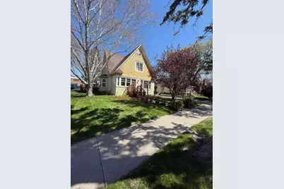 209 E 5th Street, Redwood Falls, MN 56283 - Photo 3