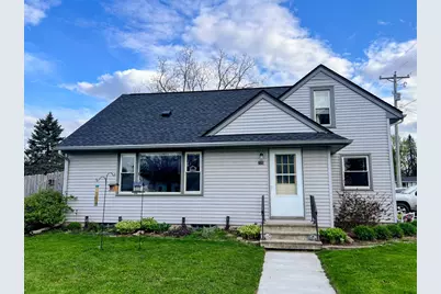 225 4th Street SW, Pine Island, MN 55963 - Photo 1
