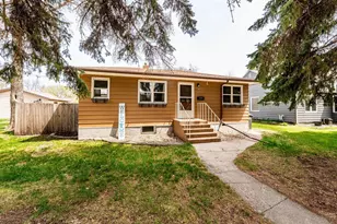 110 4th St SE, Barnesville, MN 56514 - Photo 1