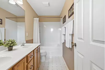 9936 Scott Avenue N, Brooklyn Park, MN 55443 - Photo 21